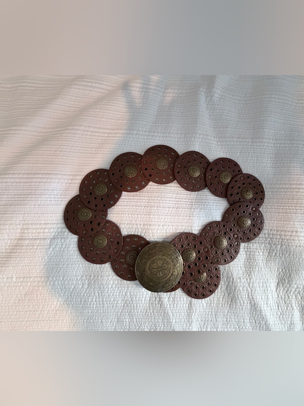 Vintage-Inspired Brown faux leather Concho Belt with Decorative Brass Buckl